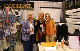 Silk Experience Teachers in Houston, Texas
at the International Quilt Festival in 2005