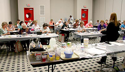Val talking to a Silk Experience Class in Houston Texas at the International Quilt Festival