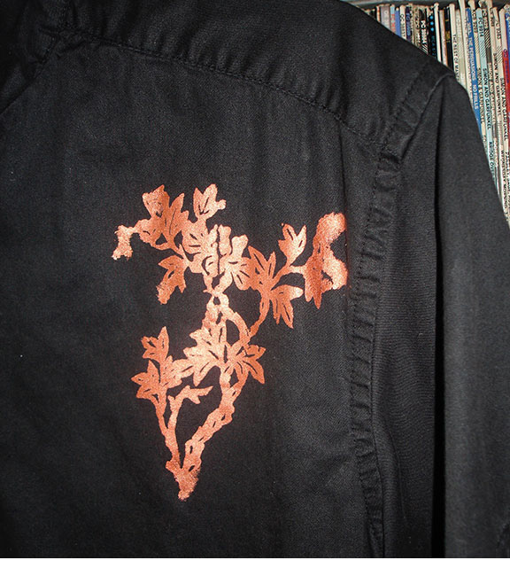 [Branch Silkscreen on Camp Shirt]